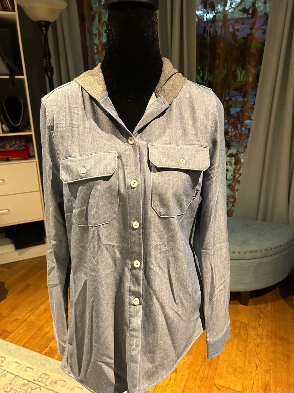 Women's Light Blue Hooded Button-Front Jean Shirt Jacket